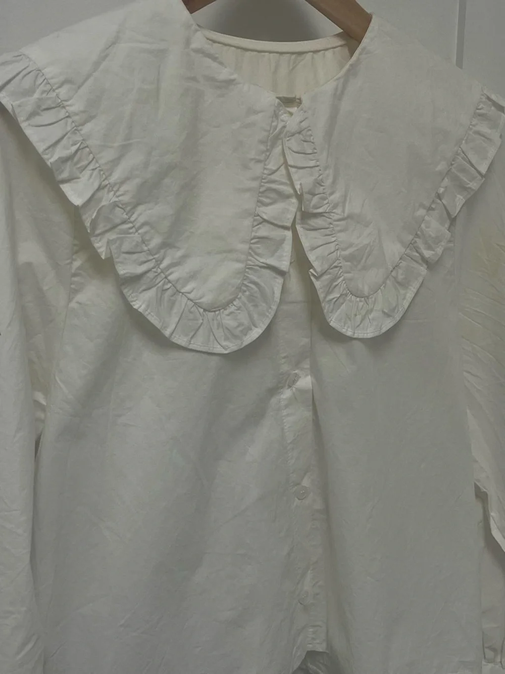 Simons White Collared Button Up - Picture 2 of 3